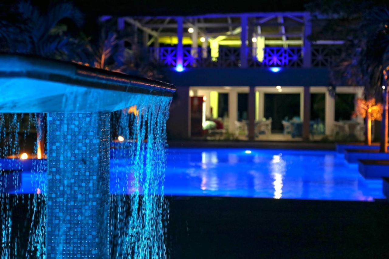 Djembe Beach Resort Kololi Exterior photo